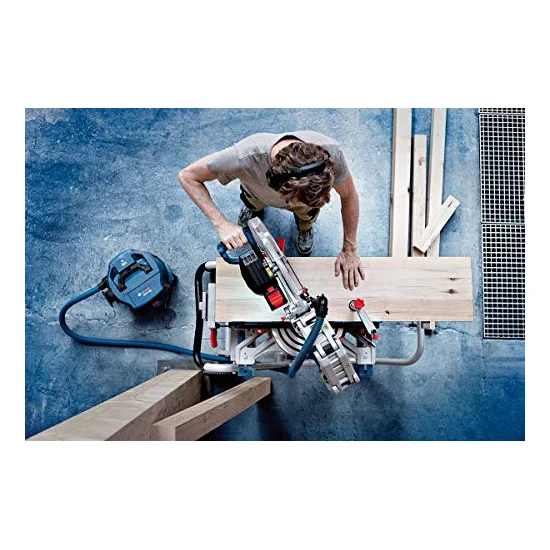 Autre vue de la scie à onglet Bosch GCM 18V-305 GDC